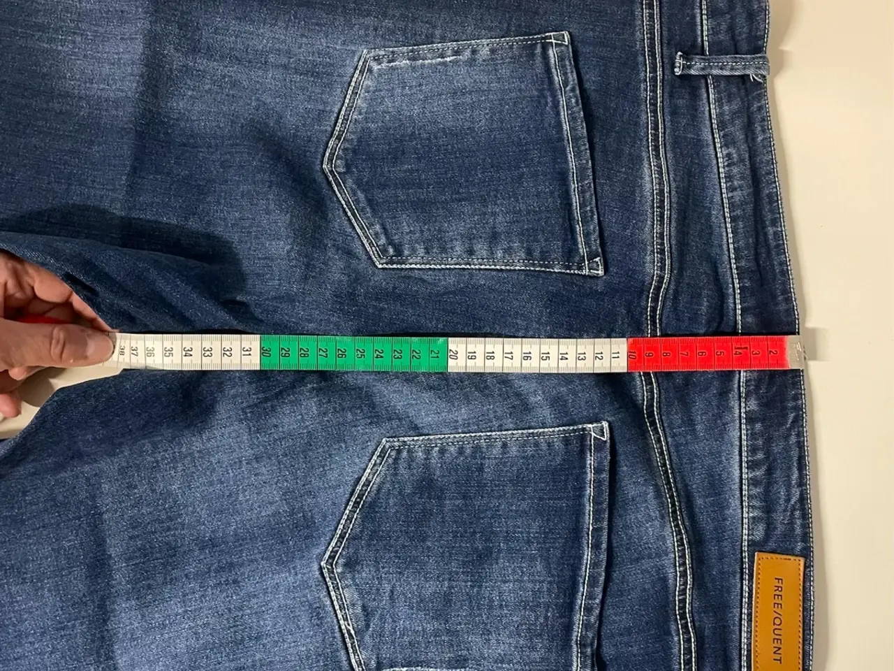 Billede 4 - Denim knæbukser, dame