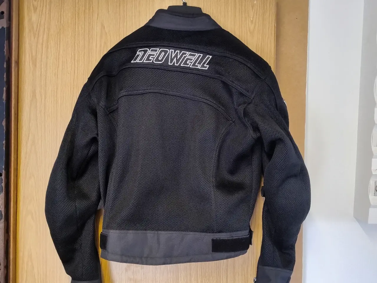 Billede 2 - NeoWell Meshjakke S sort