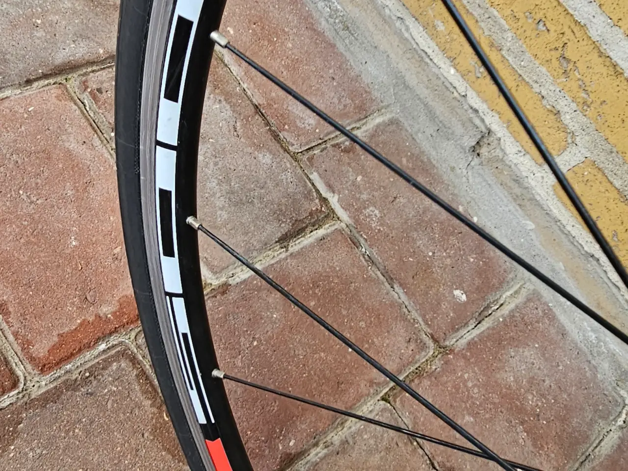 Billede 5 - Kuota Kharma 62cm + transport bag