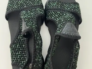 Helt nye sandaler