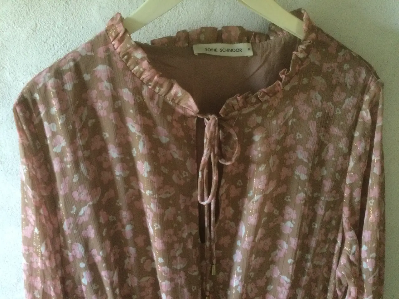 Billede 1 - Sofie Schnoor kjole i Rosa og beige, str M