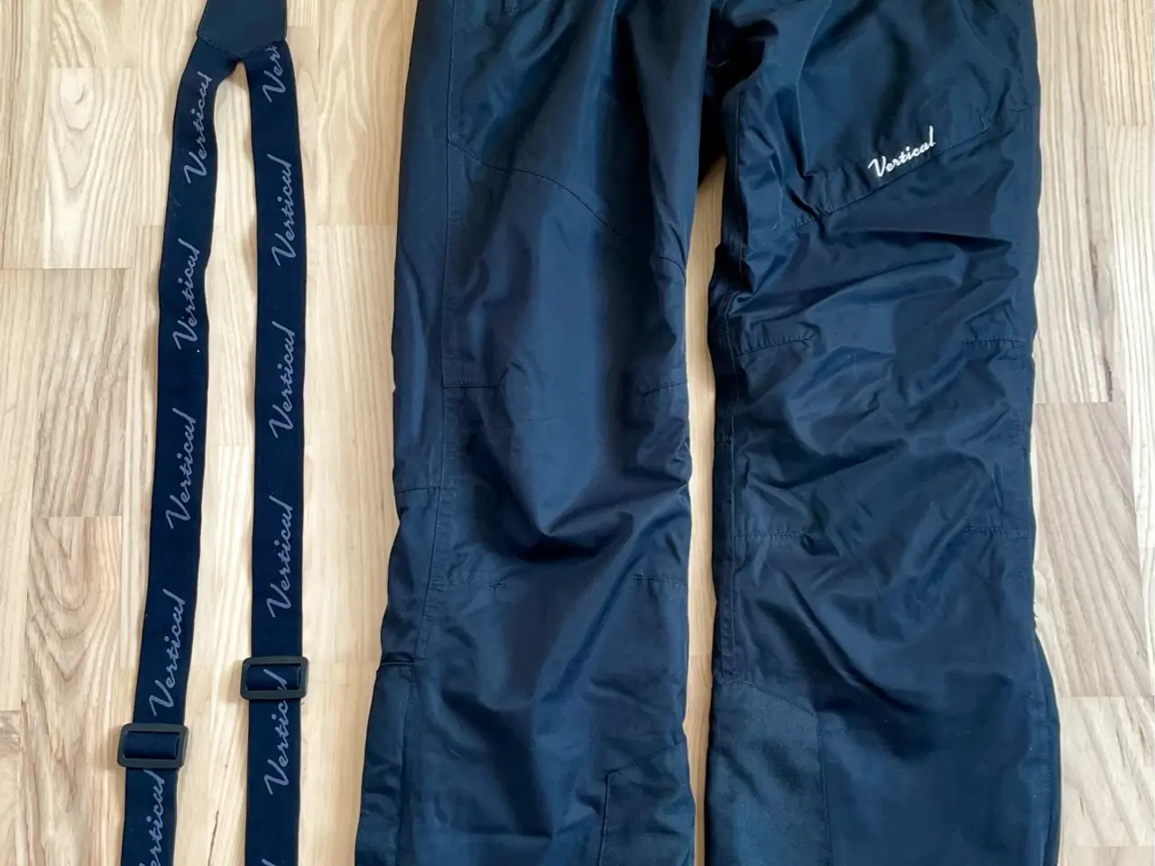 Billede 1 - Vertical skibukser