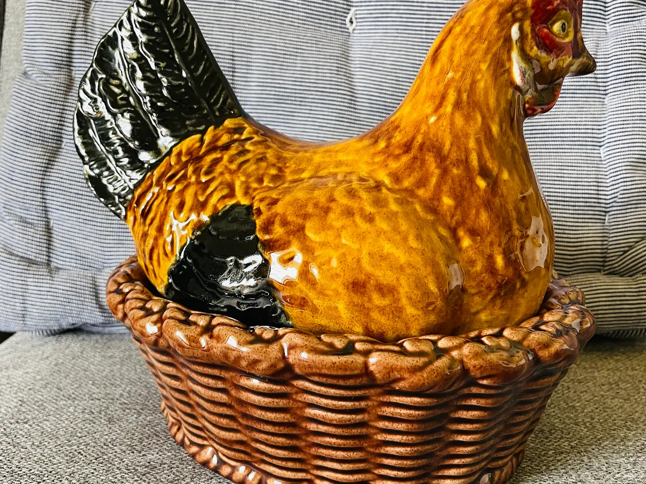 Billede 2 - Portugisisk vintage suppeterrin fra Bordallo Pinhe