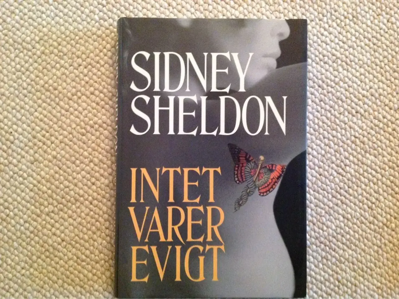 Billede 1 - Intet varer evigt" af Sidney Sheldon