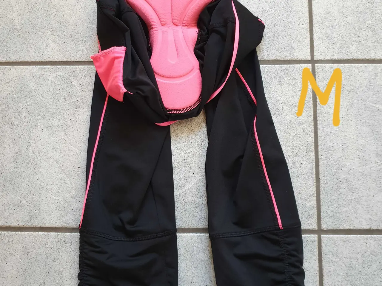 Billede 2 - Cykeltøj str M/L- XL 