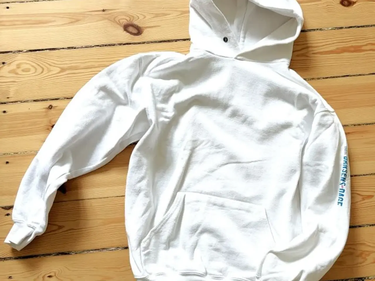 Billede 5 - Hvid sweatshirt fra Dansens dage 2011. I god stand