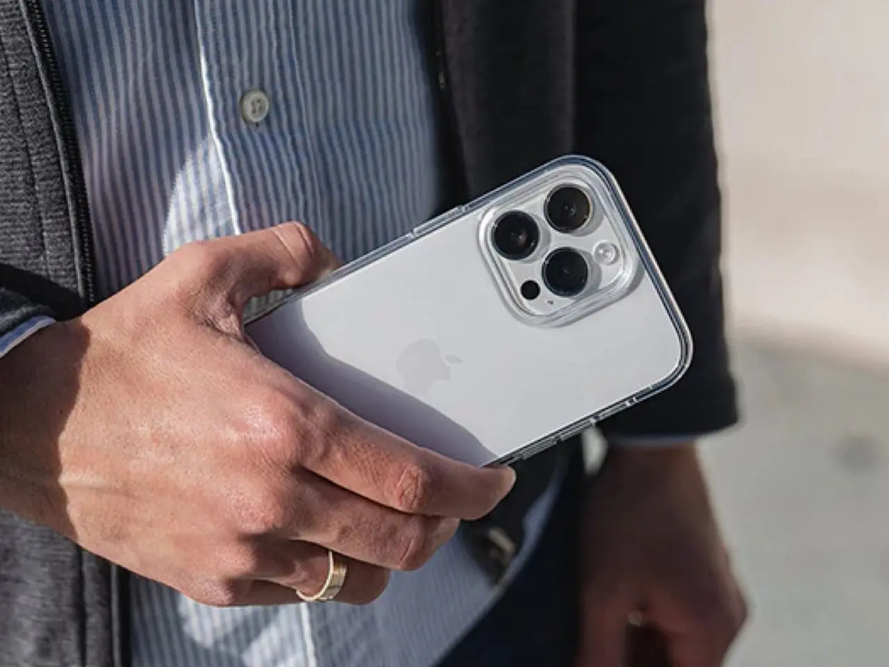 Billede 2 - Cover til iPhone 14 Plus / 15 Plus, gennemsigtigt