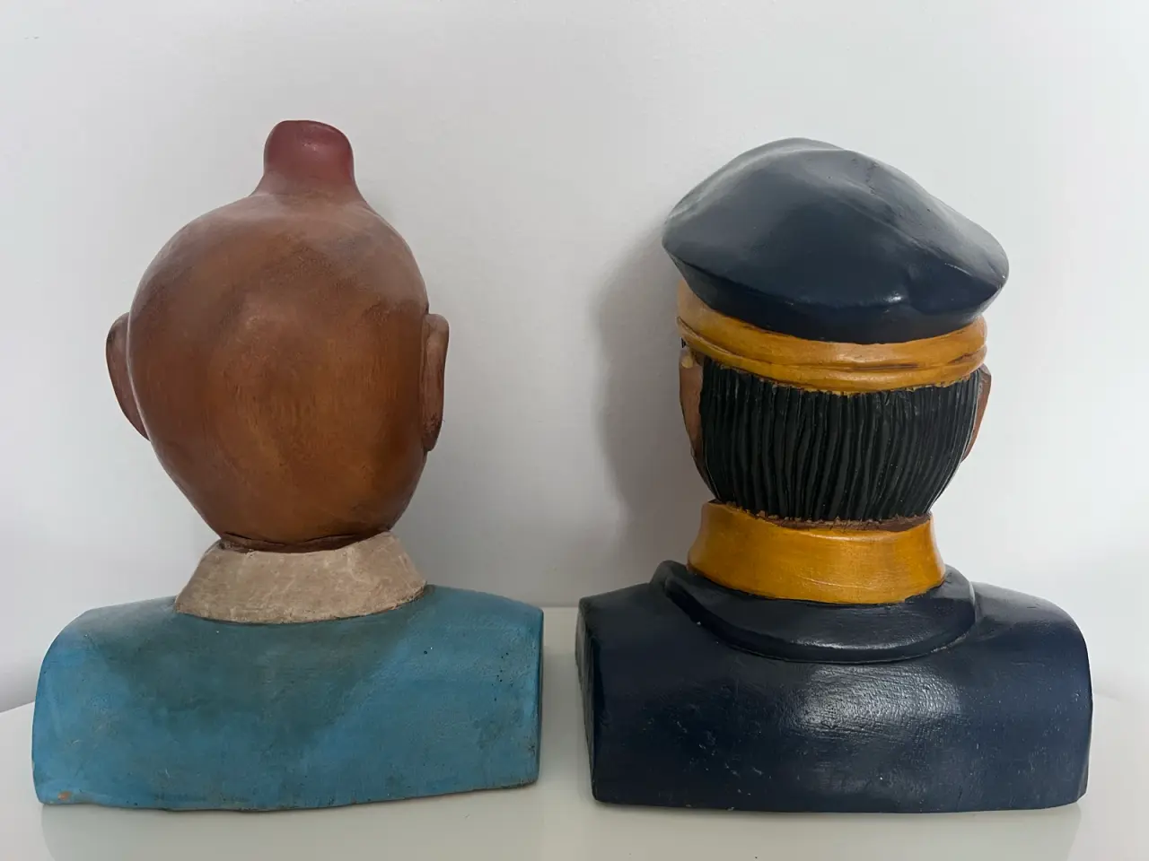 Billede 2 - Store Tintin og Haddock buste figurer i træ
