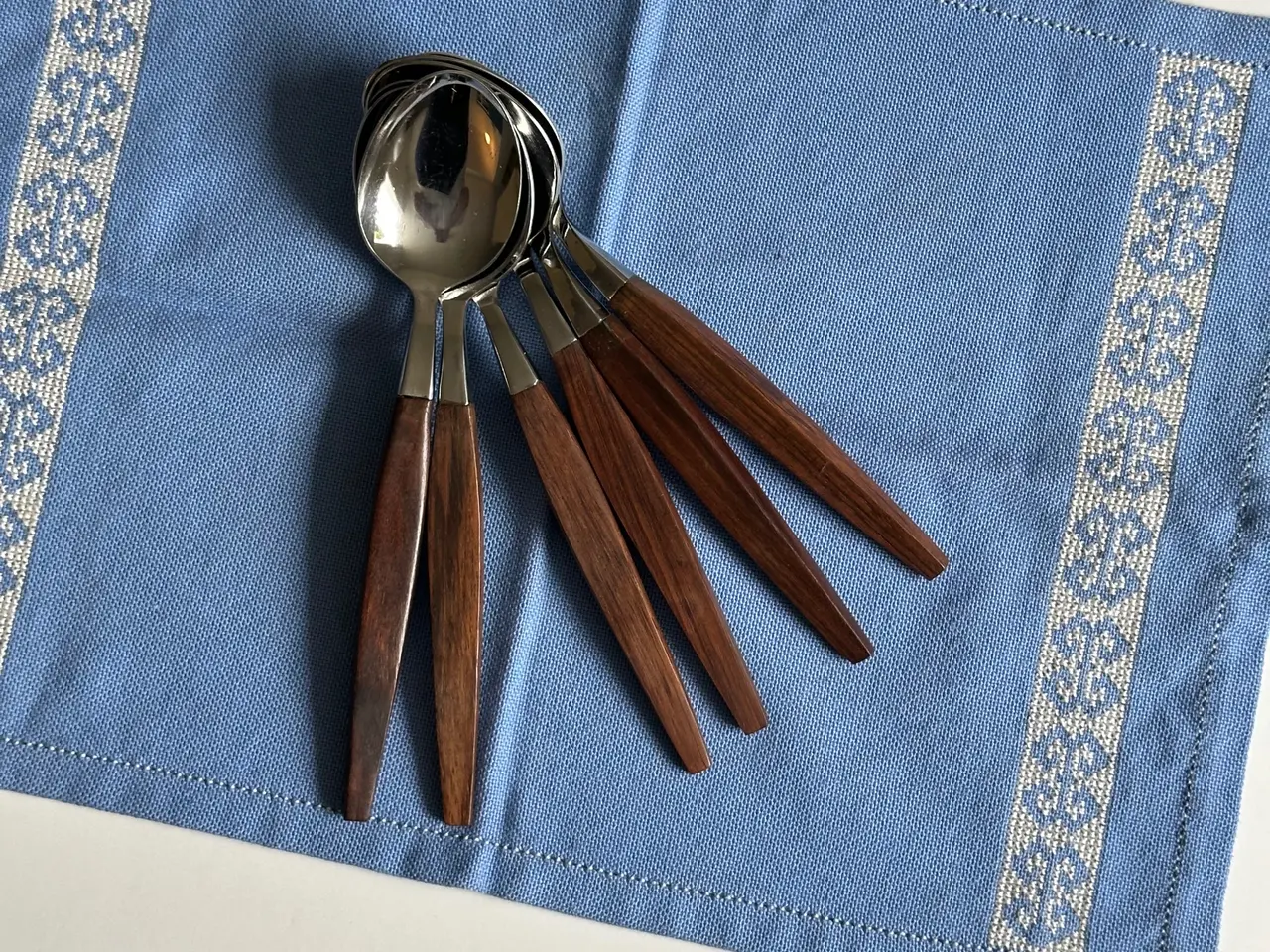 Billede 1 - Vintage spiseskeer, Athen, 6 stk samlet