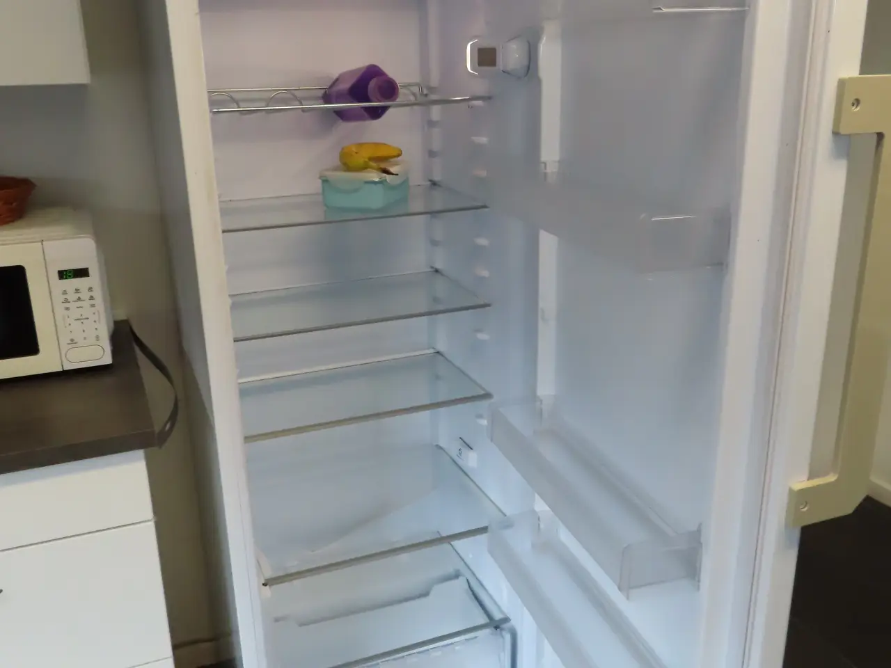 Billede 4 - Køleskab WHIRLPOOL RE365A
