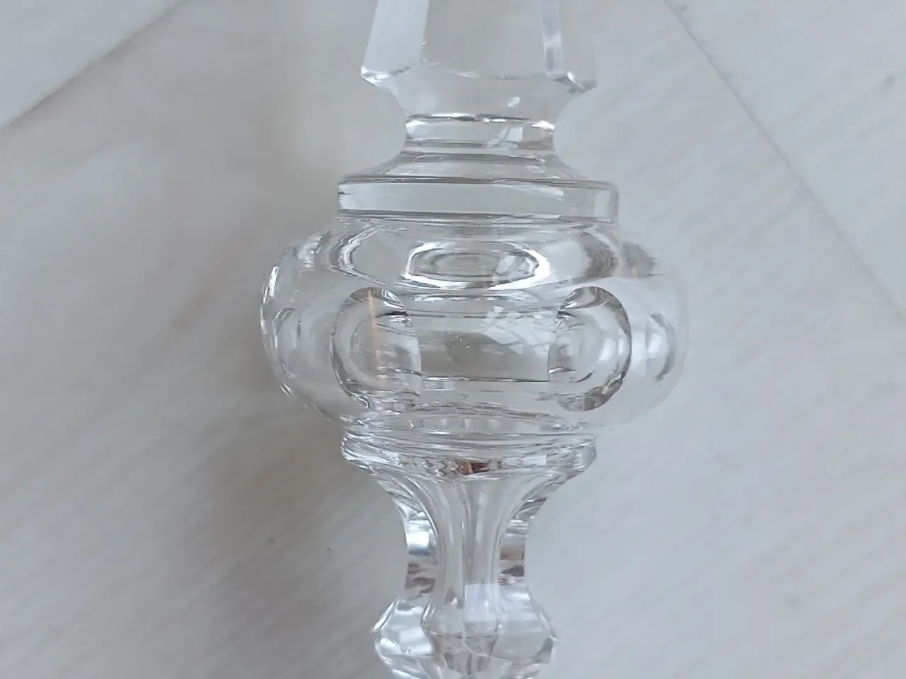 Billede 8 - Karaffel i slebet glas. Højde 33 cm