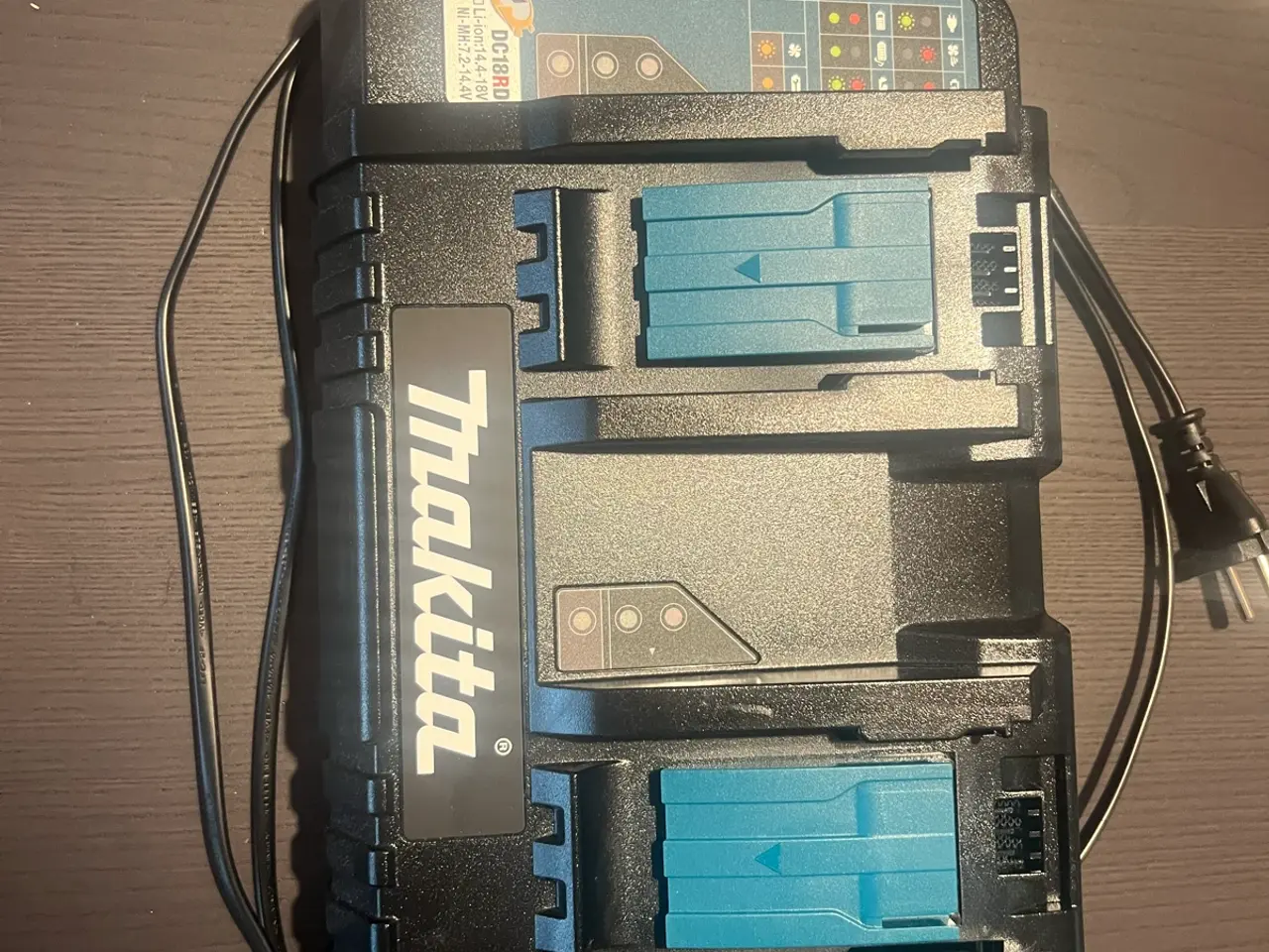 Billede 1 - Makita dobbelt lader til 18v batterier