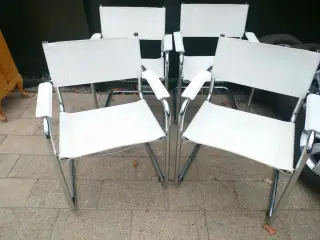4 stk. Frisvingerstole / Bauhaus stil med armlæn