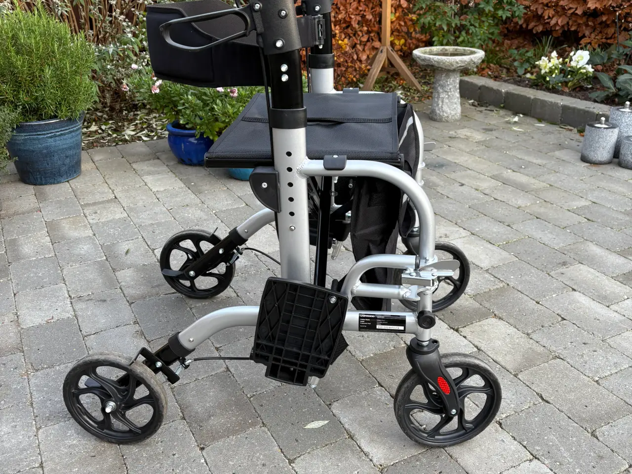 Billede 1 - Rollator ( hjælpemiddel)