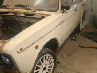 Lada vaz 2103 grand delux