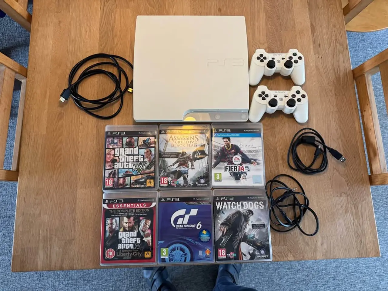 Billede 1 - PlayStation 3 Super Slim 500 GB – 2 controllere +