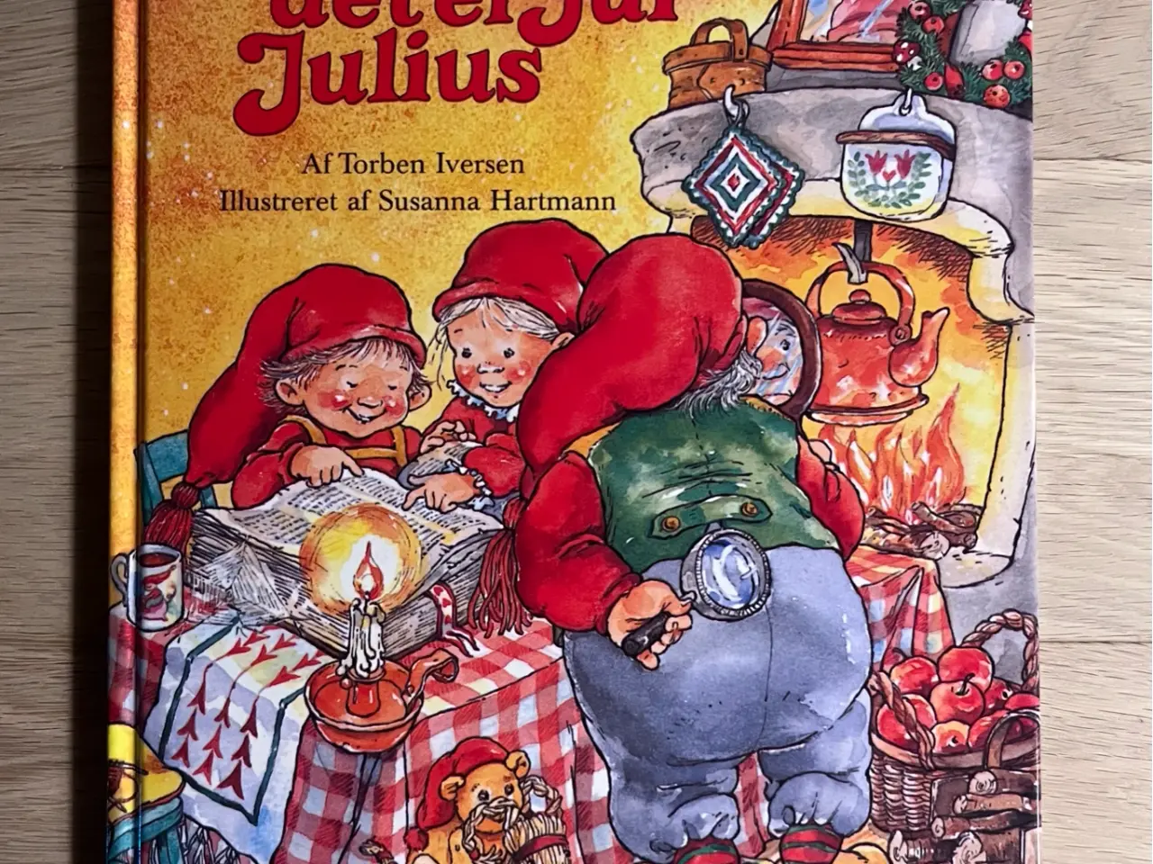Billede 1 - Juhu, det er jul Julius –Julebog af Torben Iversen