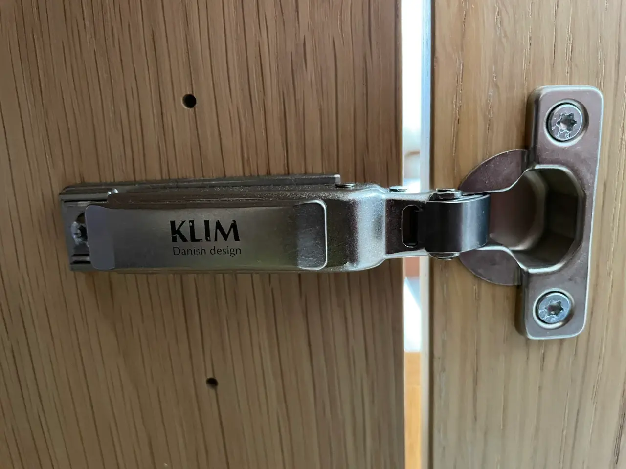 Billede 1 - Hængsler til bl.a. KLIM døre