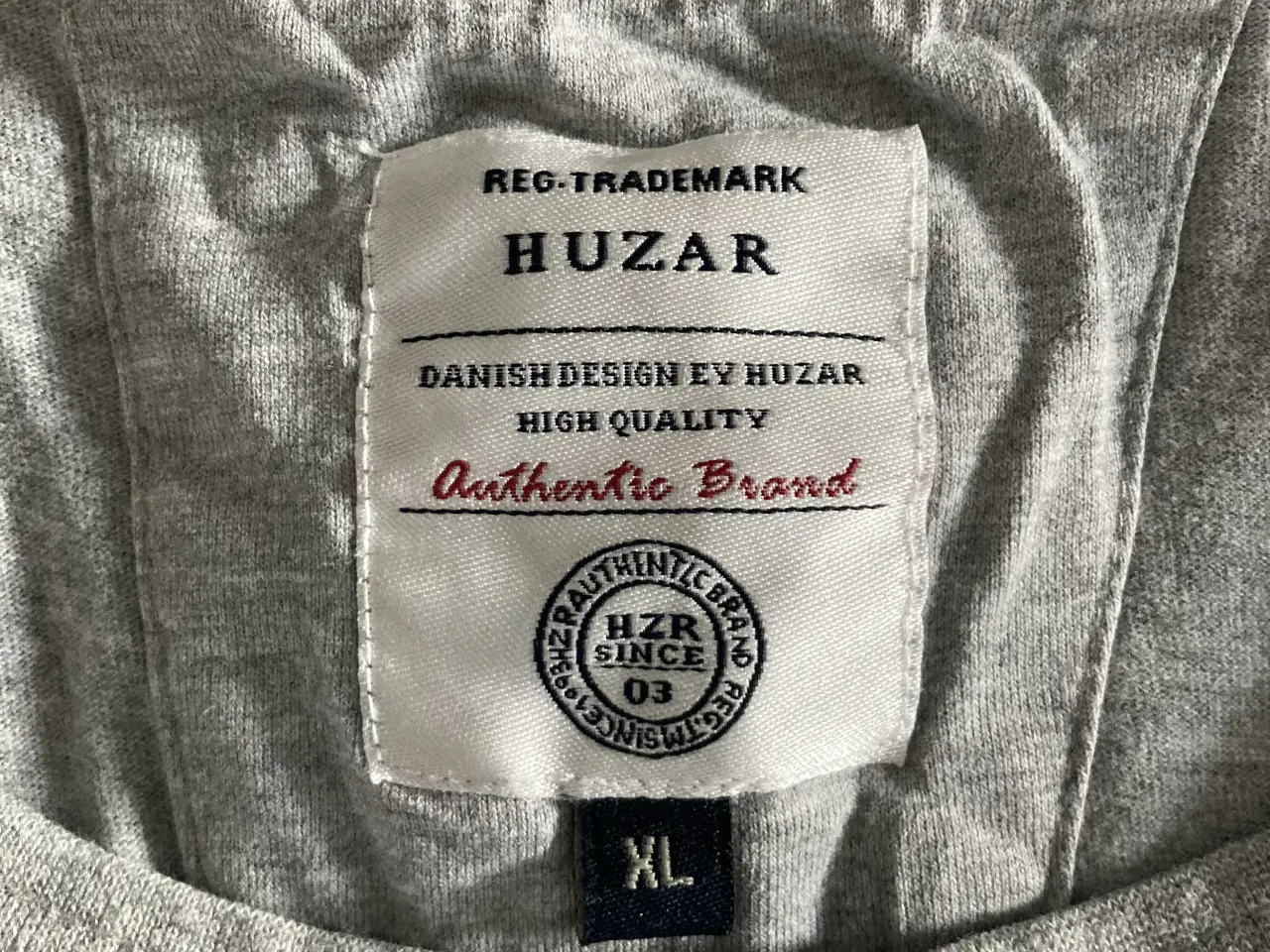 Billede 3 - Tanktop i str. XL fra Huzar
