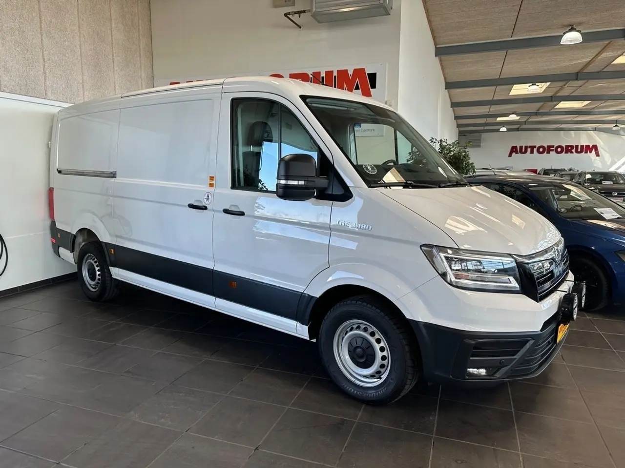 Billede 1 - VW Crafter 35 2,0 TDi 177 Kassevogn L3H2 aut.