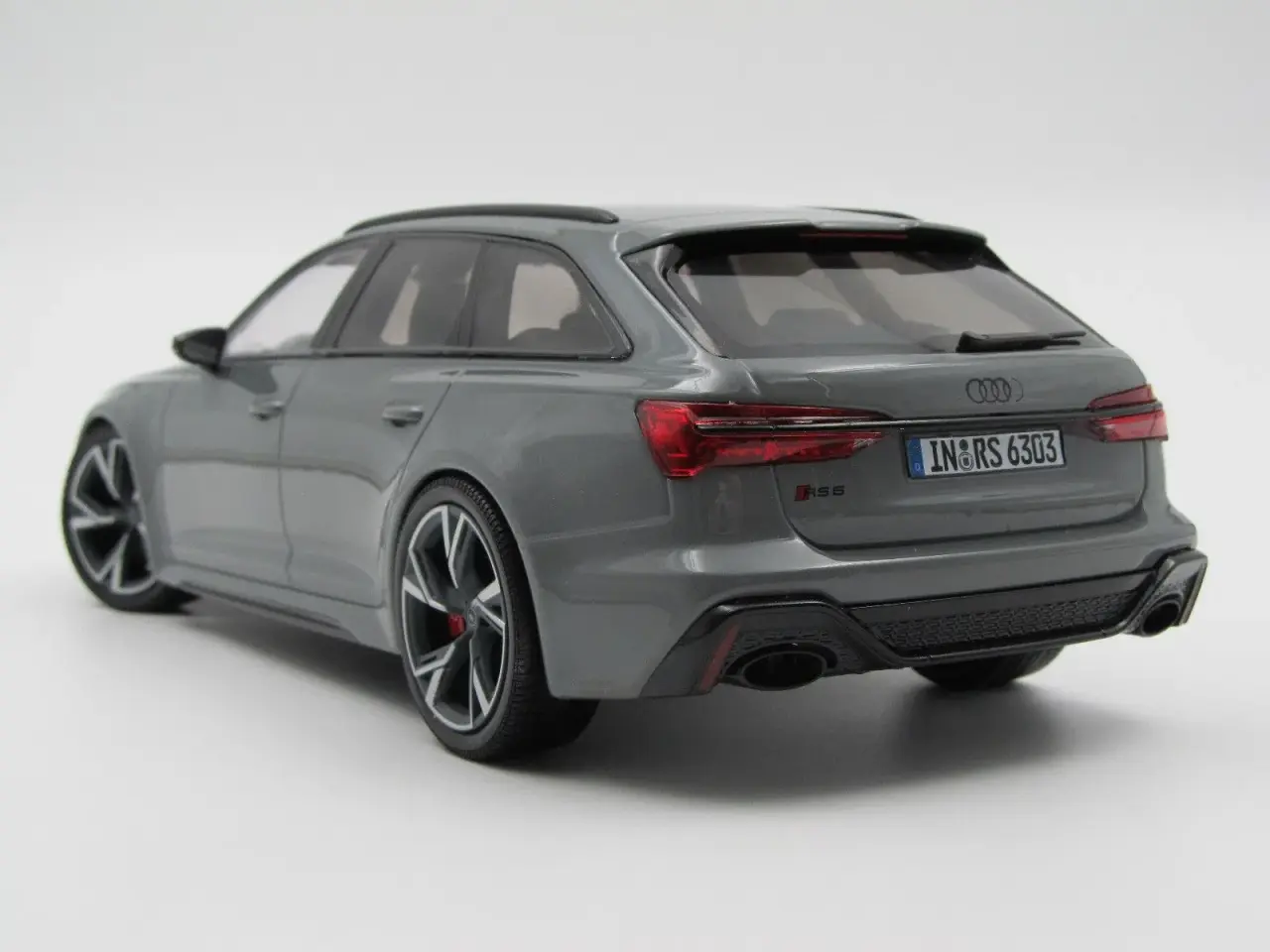 Billede 5 - 2019 Audi RS6 Avant 1:18 - MINICHAMPS
