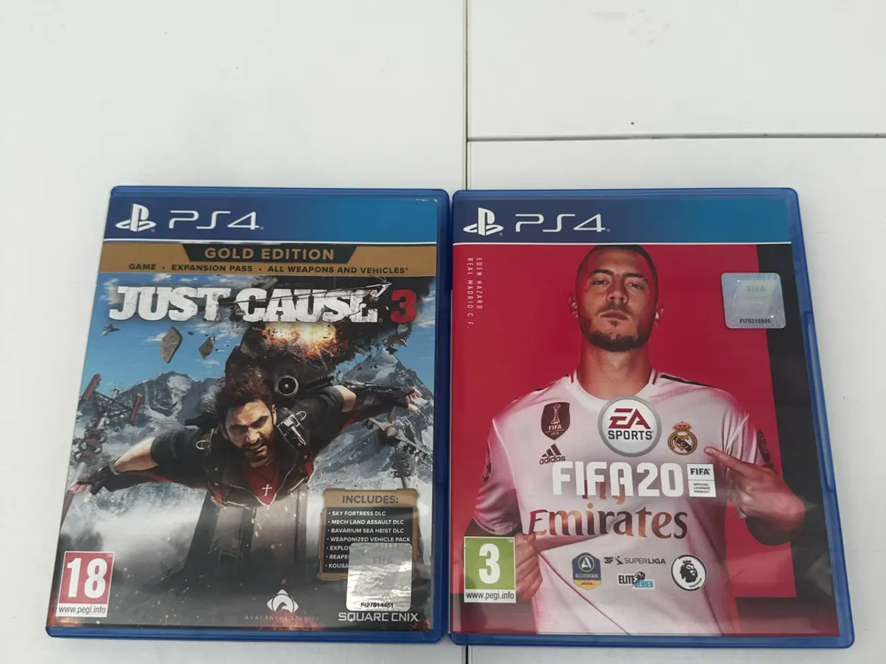 Billede 4 - Playstation 4 500GB sæt(+2 spil)