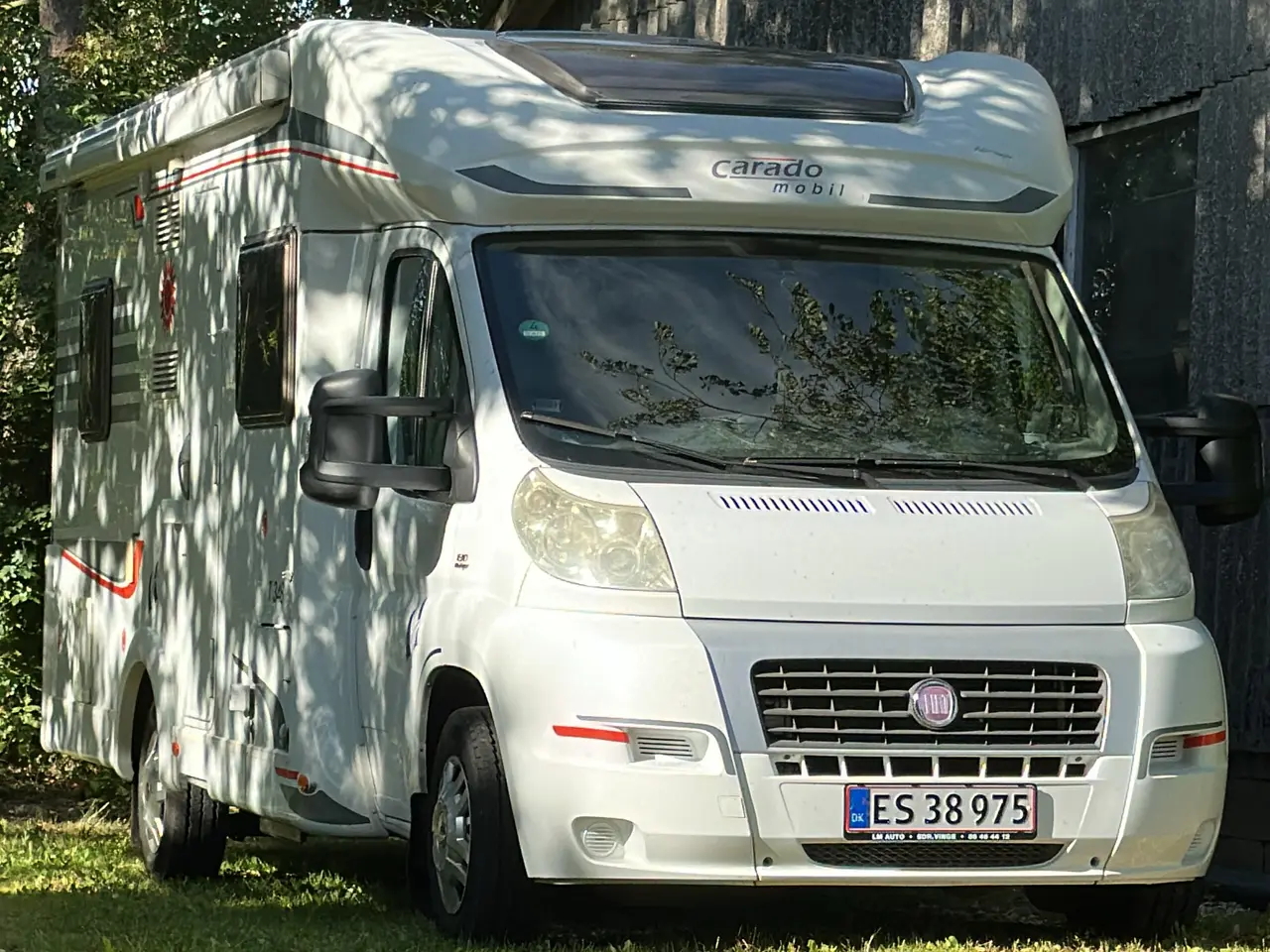 Billede 1 - Velholdt autocamper med 99.775 km, fransk seng, sæ
