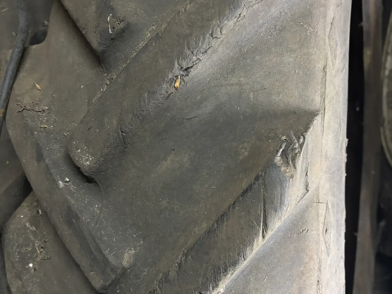 Billede 1 - Traktordæk, 13.6 36, Goodyear