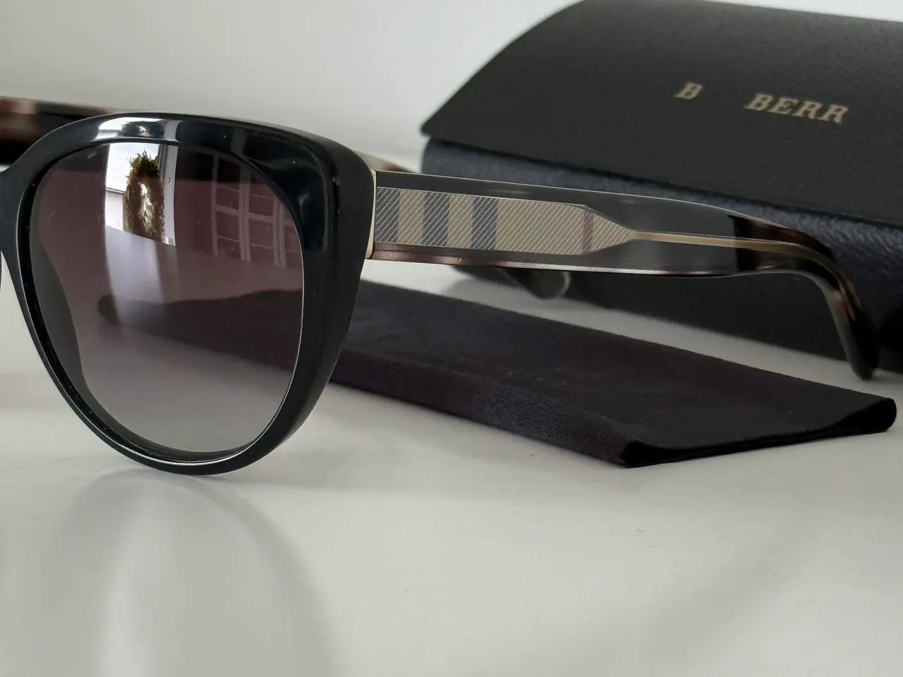 Billede 4 - Burberry BE4224 Cat-Eye solbriller.