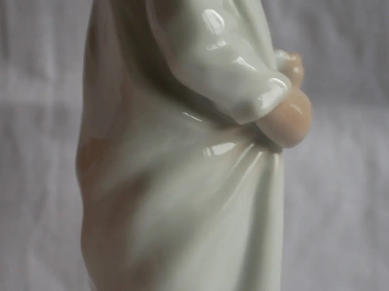 Billede 6 - Pige i nattøj, figur fra B & G
