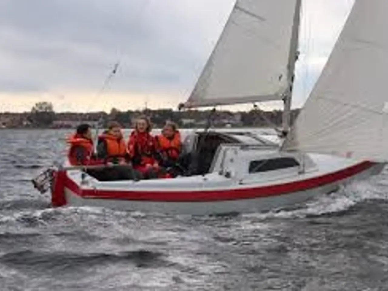 Billede 8 - Svendborg Senior Sejlbåd med Påhængsmotor