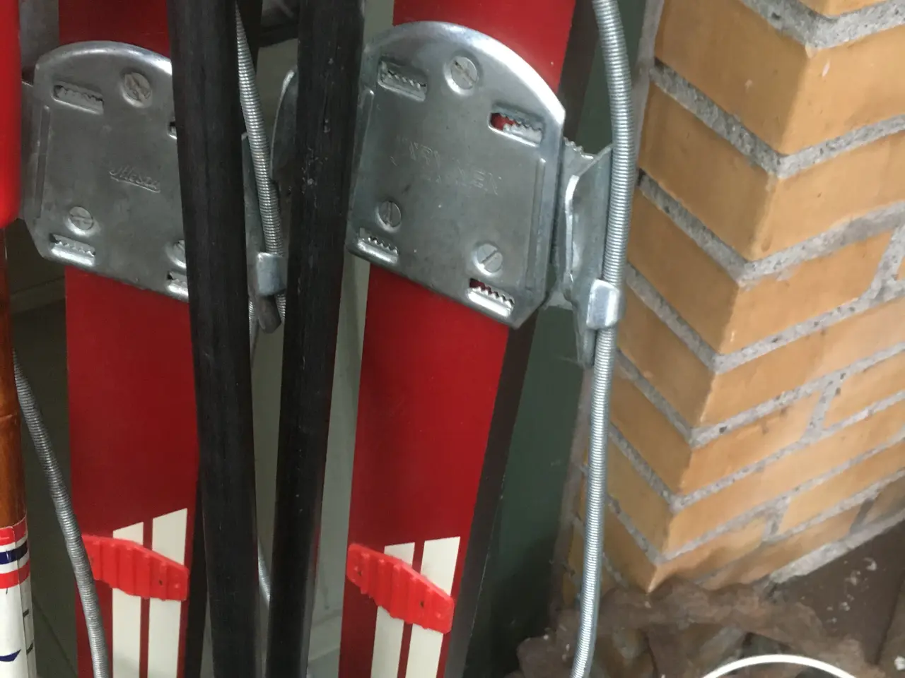 Billede 5 - 3 par ski med stave, ældre modeller