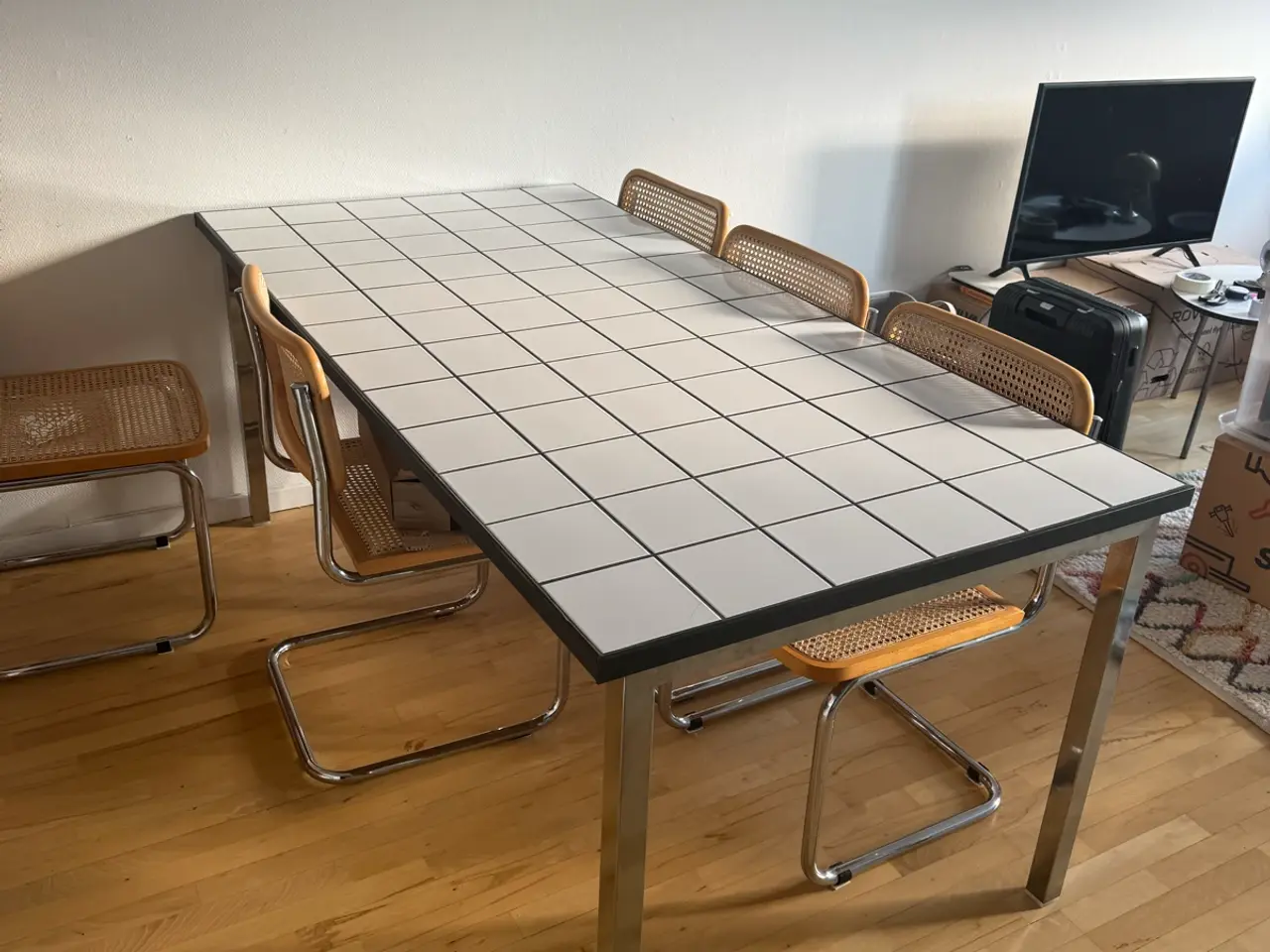 Billede 1 - Spisebord i stål med klinker