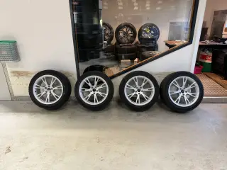 Nye originale 19” Tesla y fælge med nye vinterdæk 