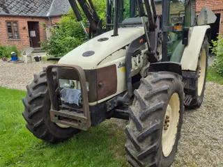 Velholdt Lamborghini 950 DT 4WD med frontlæsser