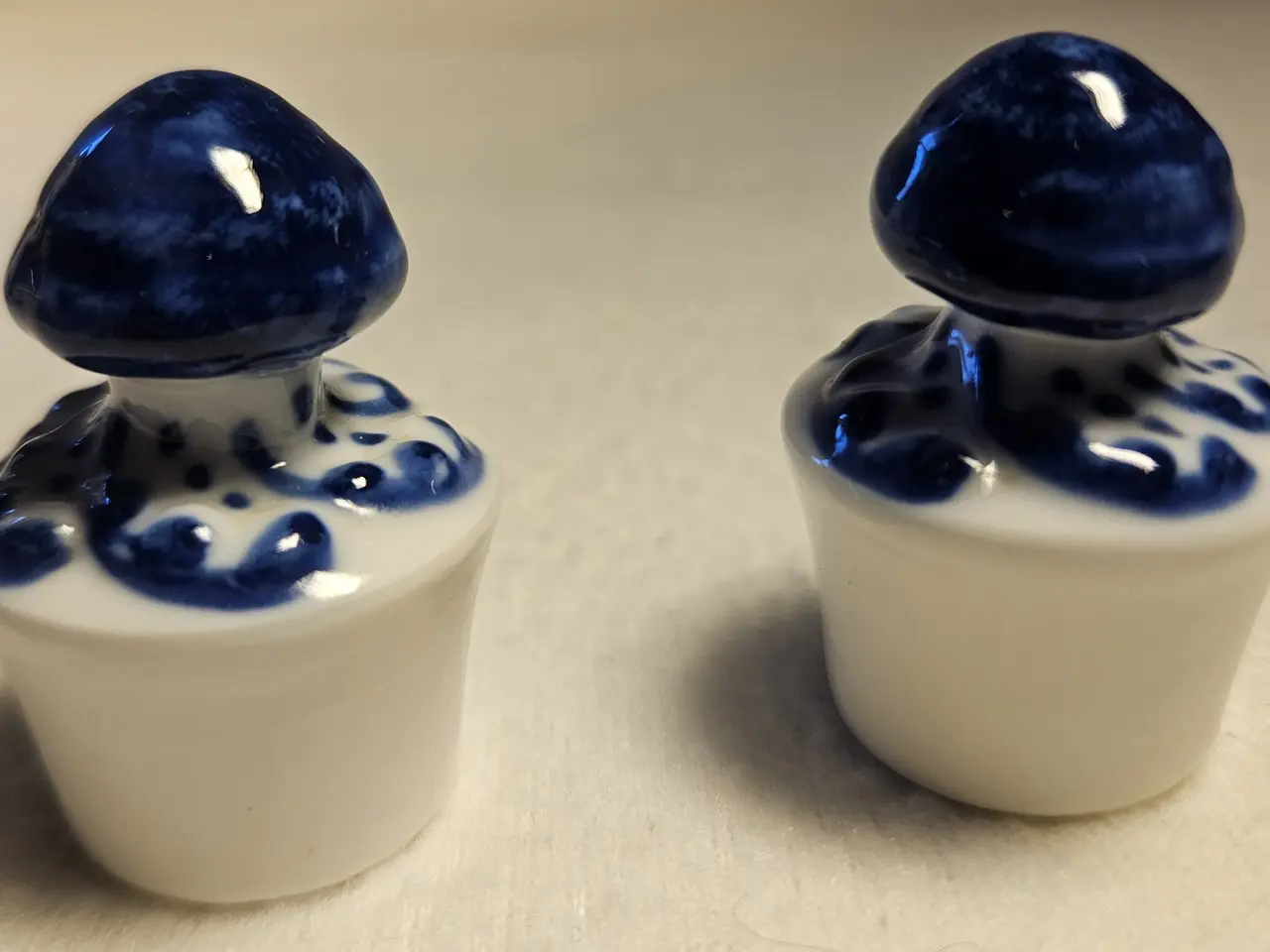 Billede 8 - Royal Copenhagen Musselmalet Vineddike kander 1180