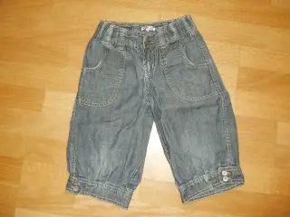 Pomp de lux 3/4 bukser str. 5-6 år