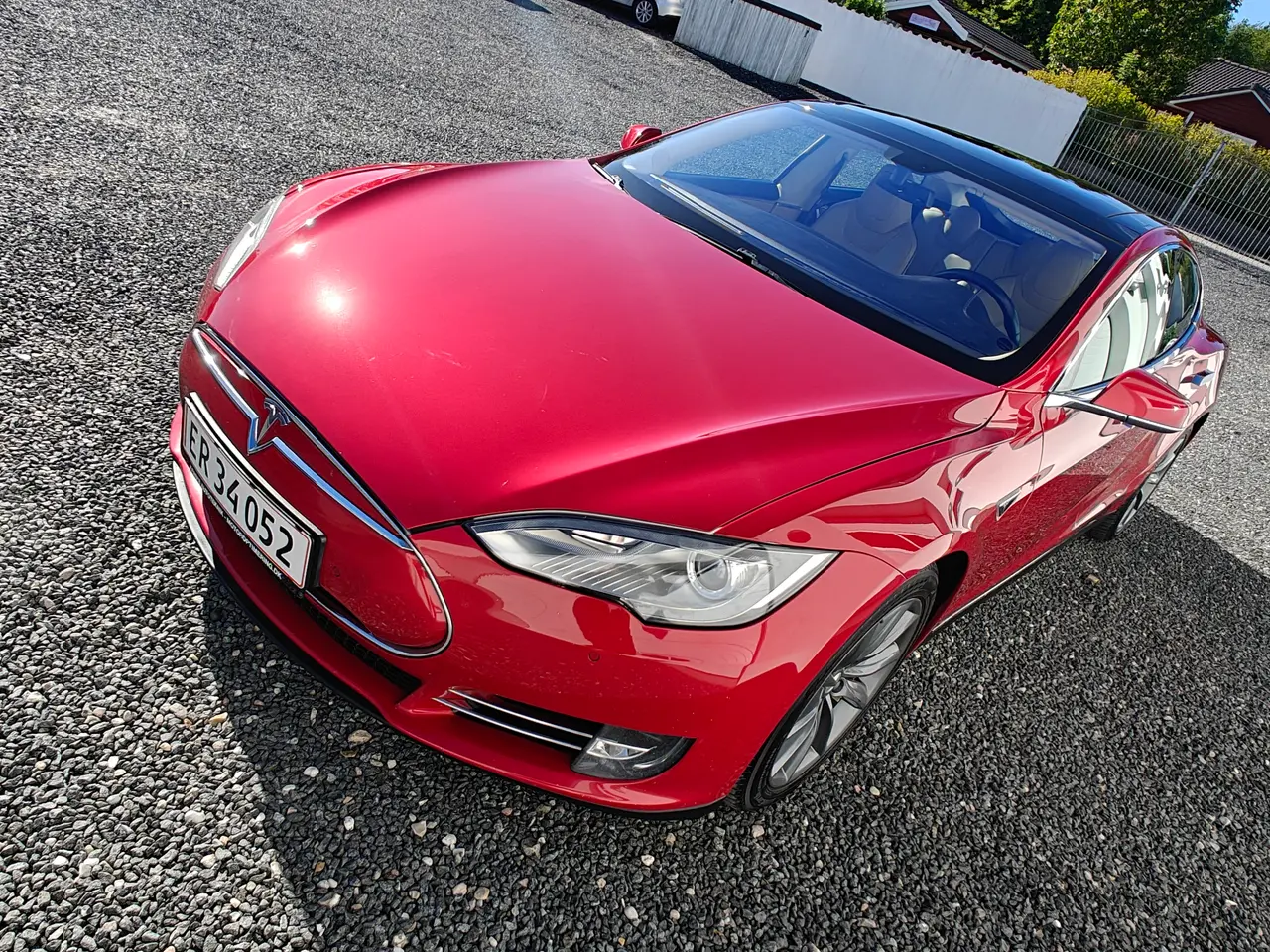 Billede 5 - Super velholdt Tesla S Performance