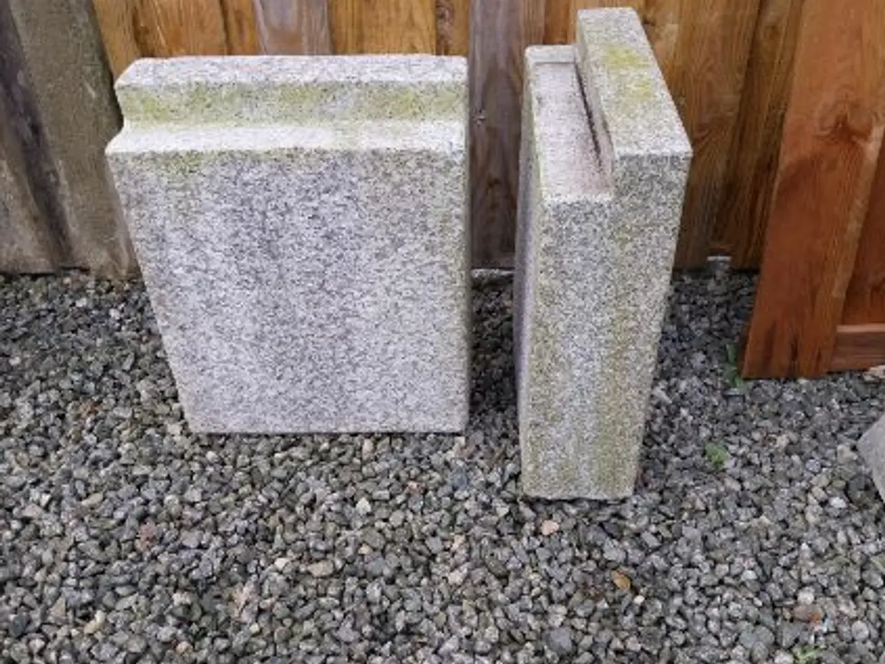 Billede 3 - Granit kugle-Vandsten eller bænk sider.