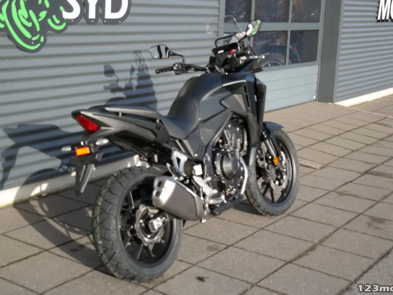 Billede 3 - Honda NX 500 MC-SYD       BYTTER GERNE