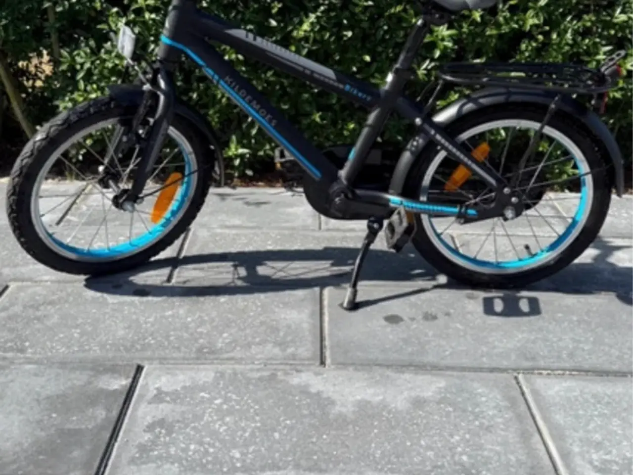 Billede 1 - Kildemoes børnecykel 16" sort/blå
