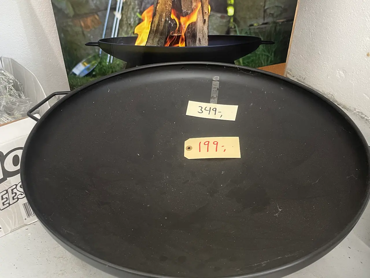 Billede 1 - Bålfad på 60 cm. Ben ca 30 cm. Nye og ubrugte.
