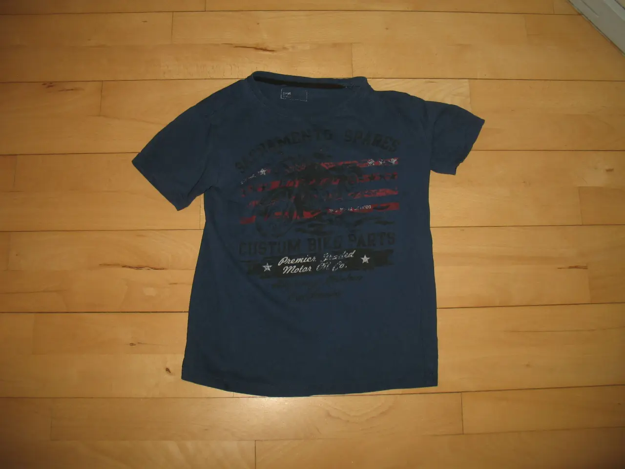 Billede 1 - T-Shrit Str. 140-152
