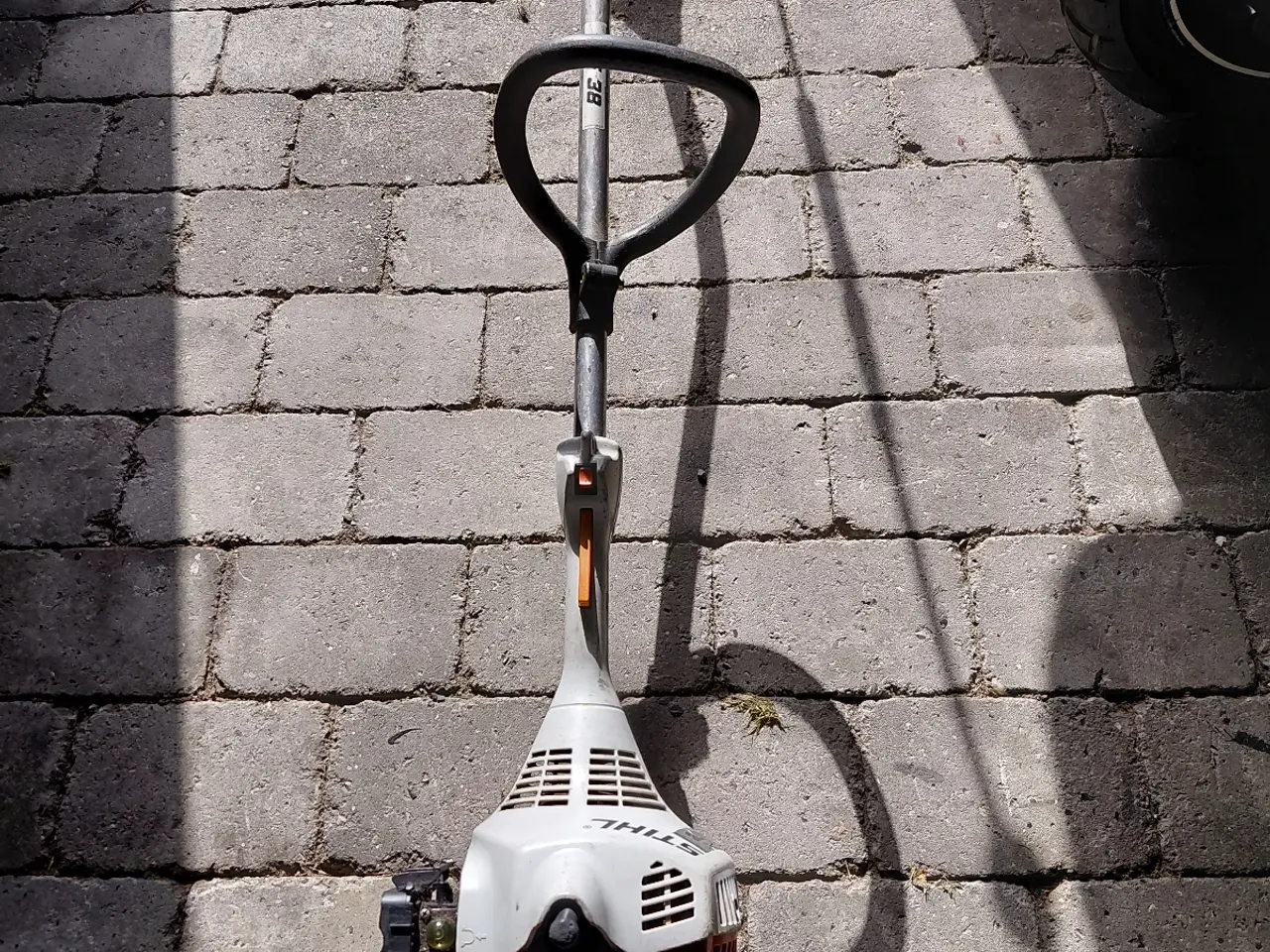 Billede 2 - STIHL benzin græstrimmer