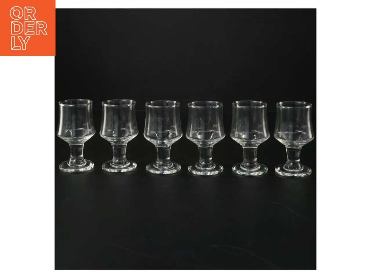 Billede 1 - Sæt med seks klare glas (str. H. 9 cm, ø 4,5 cm)