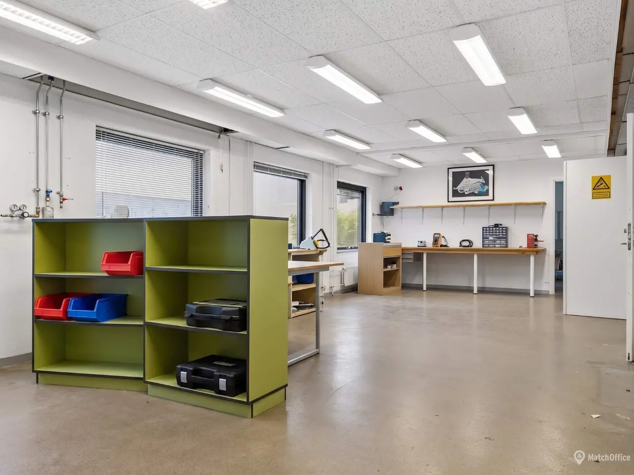 Billede 5 - 586m² kontor og lavloftet lager på Avedøre