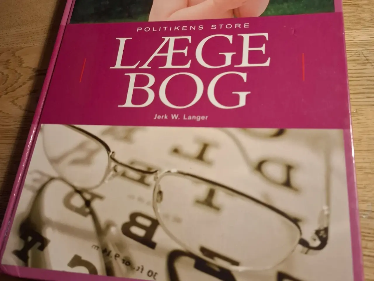 Billede 1 - Lægebog 
