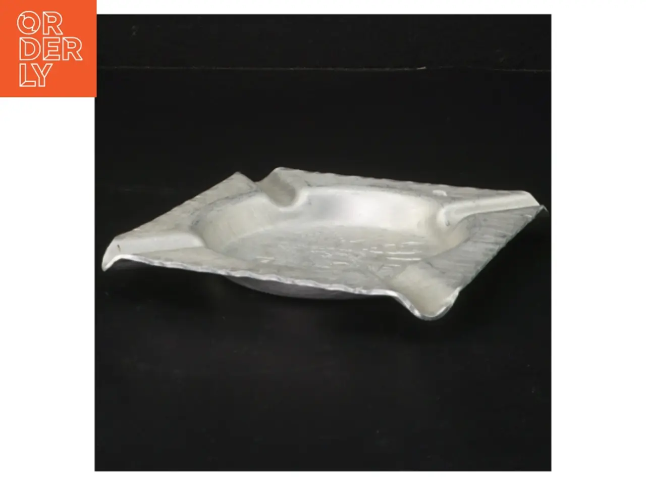 Billede 3 - Askebæger i aluminium (str. 13,5 x 13,5 cm)