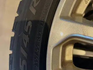 17" Alufælge med Pirelli vinterdæk til Audi A1 – 2