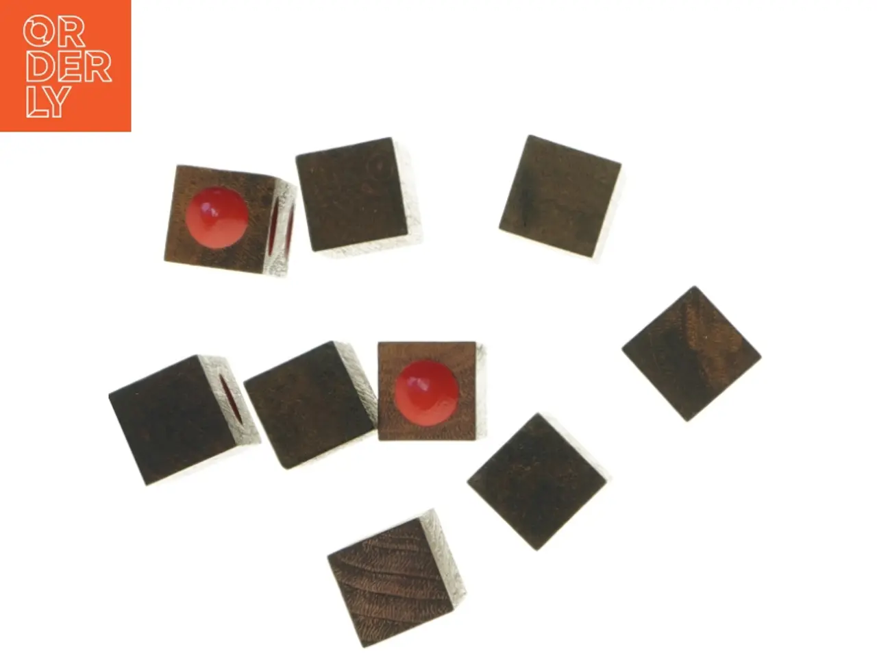 Billede 3 - Mindgame Træklodser med røde prikker (str. 9 stk 7,5x2,5 cm)